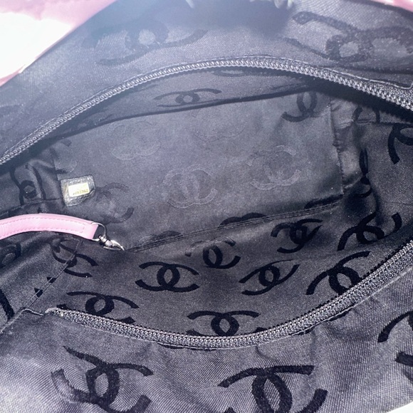 🥳CHANEL CAMBON Pink w/ black monogram Tote, Calfskin. - Picture 5 of 8